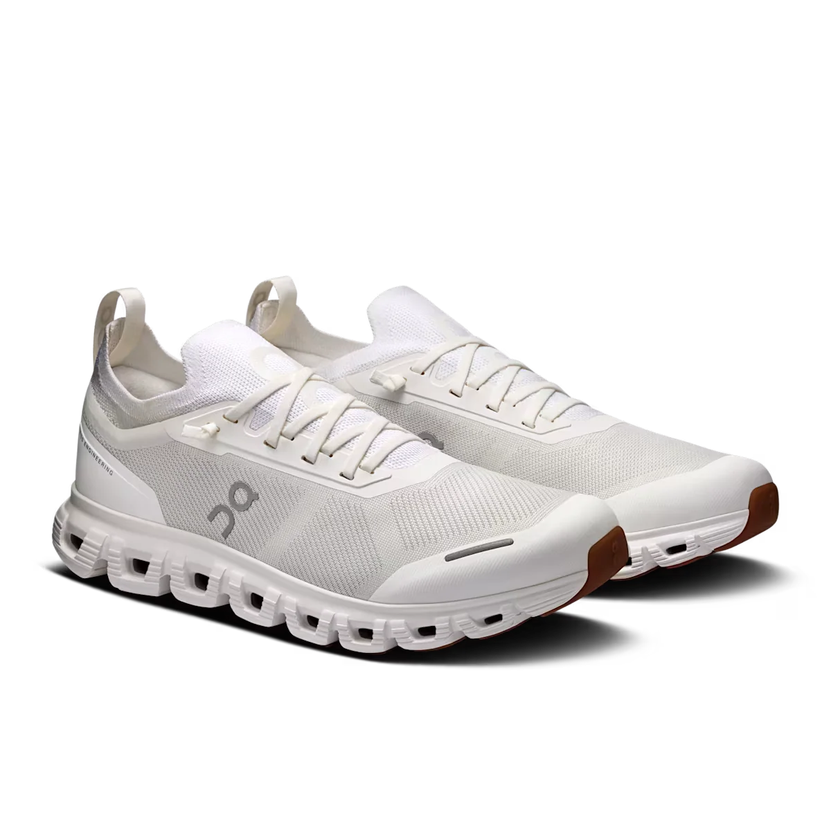 On Running Cloud 6 Versa - Lightweight Performance Running Shoes