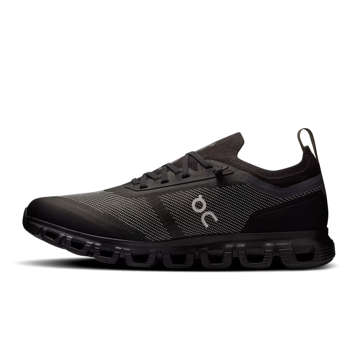 On Running Cloud 6 Versa - Lightweight Performance Running Shoes